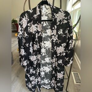 Spiritual Gangster Floral Black and White Kimono